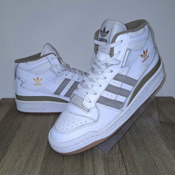 ADIDAS ORIGINALS FORUM MID J WHITE ORBIT GREEN Women's Size 8 - Picture 2 of 14